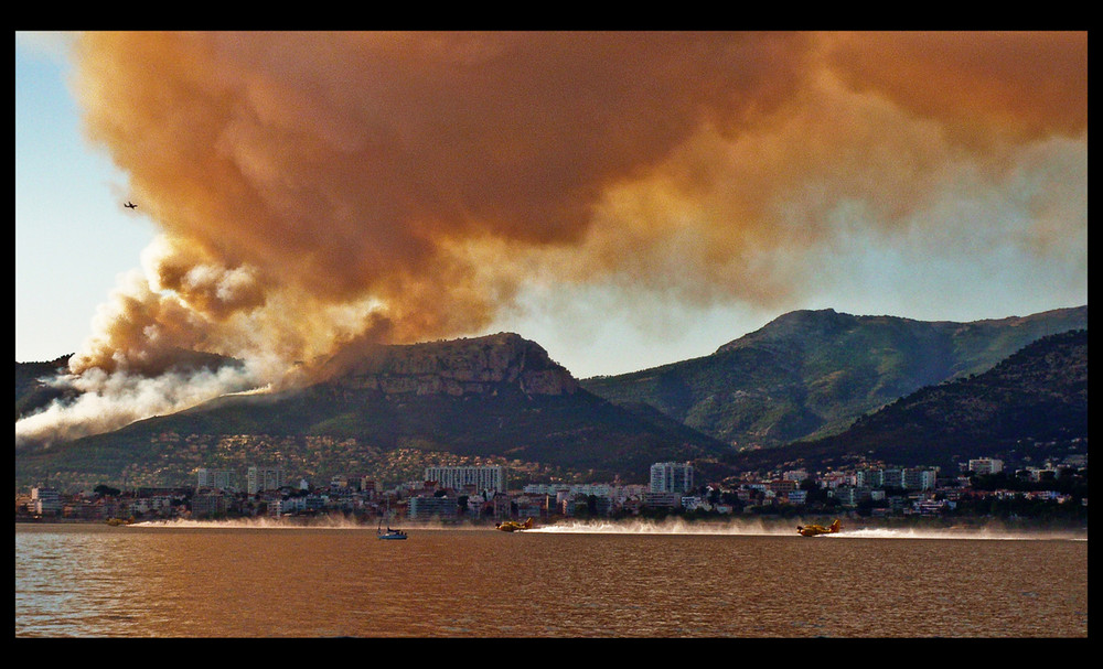 feu sur toulon