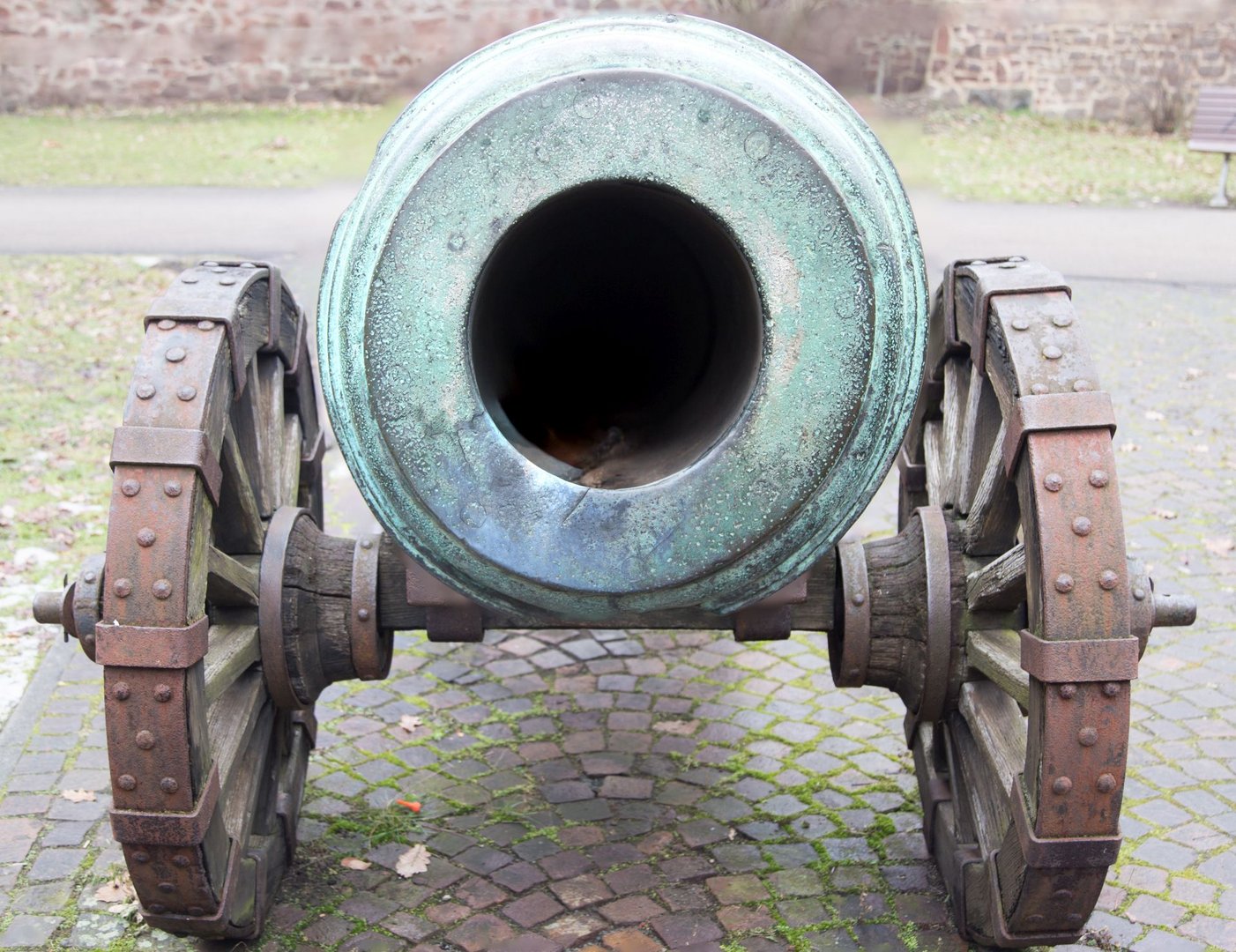 Feuer frei Foto & Bild alt, details, technik Bilder auf