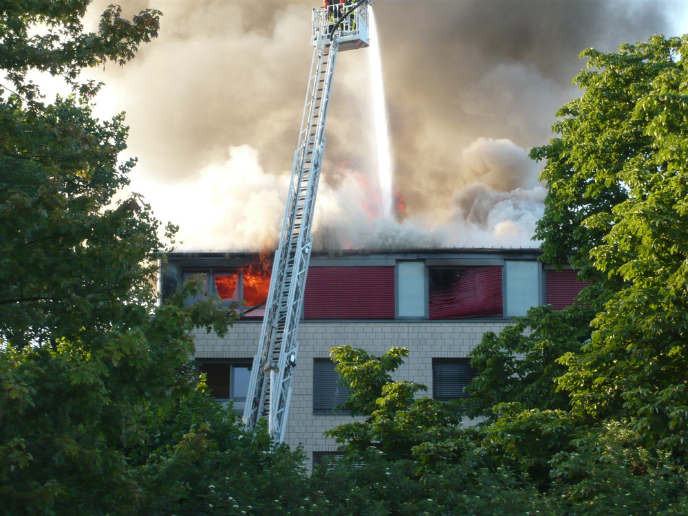 Feuer im eigenen Haus