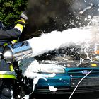 Feuer im Motorbereich unter Kontrolle....