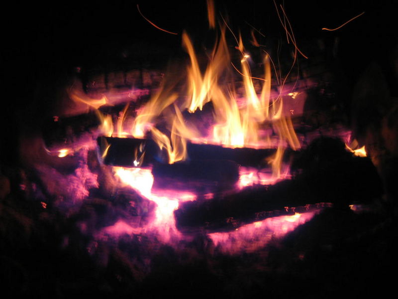 Feuer in der Nacht