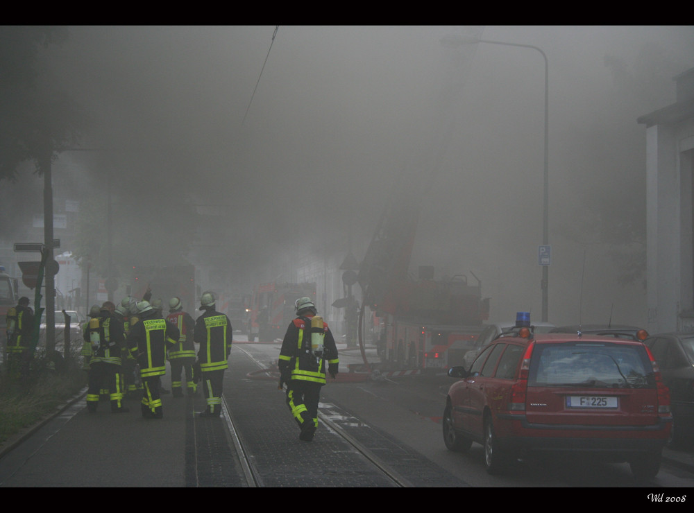 Feuer in Lagerhalle #3