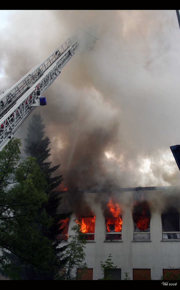 Feuer in Lagerhalle #5