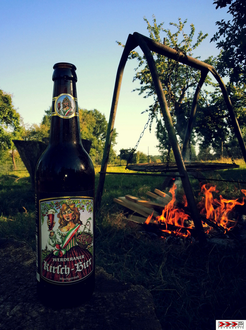 Feuer machen & Bier austrinken 