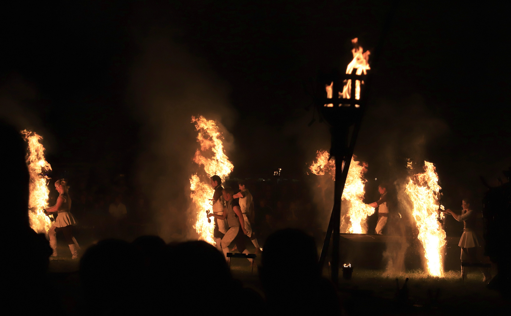 feuer-tanz-gruppe