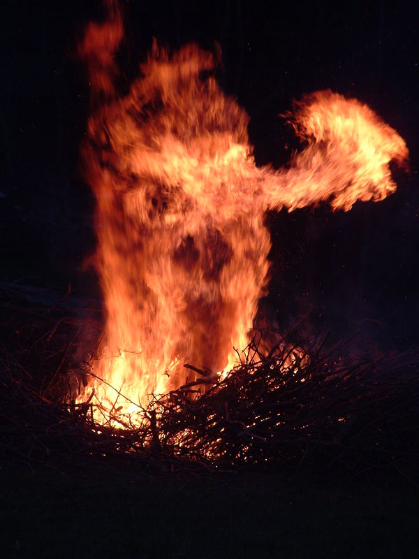 FEUER TEUFEL