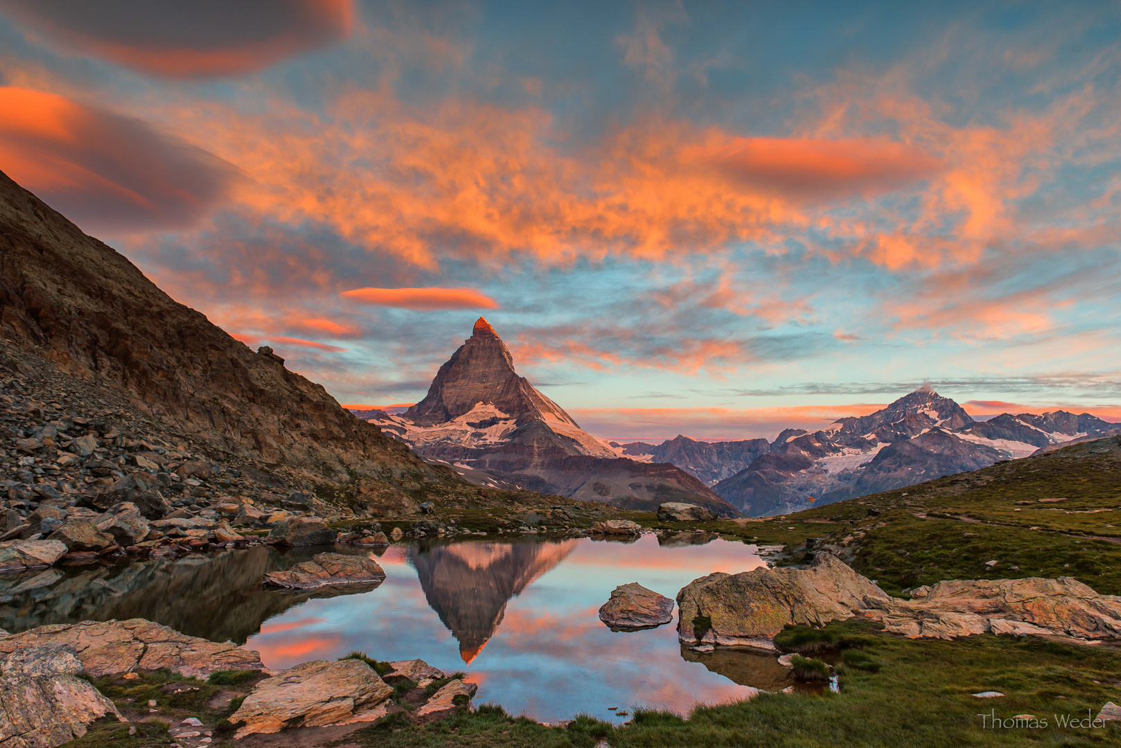 Feuer über dem Matterhorn