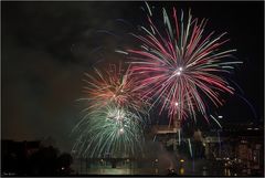 Feuer über dem Rhein