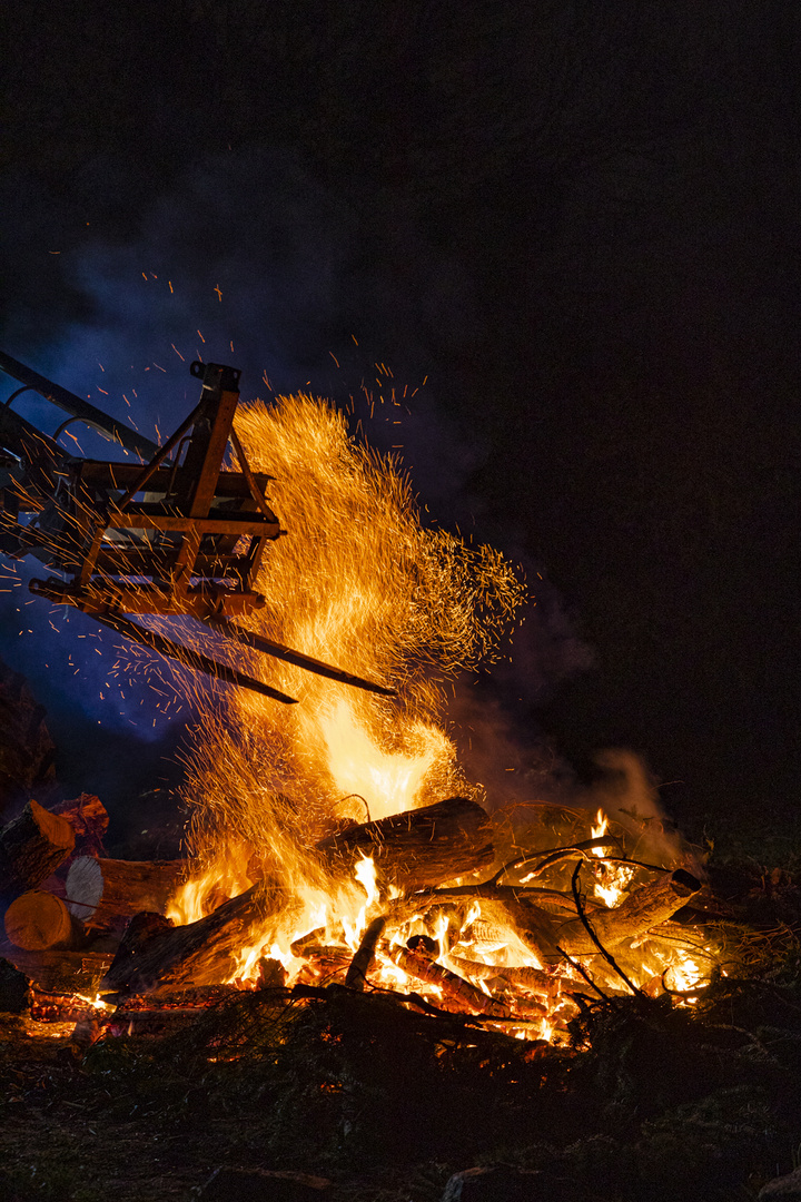 Feuer und Eisen