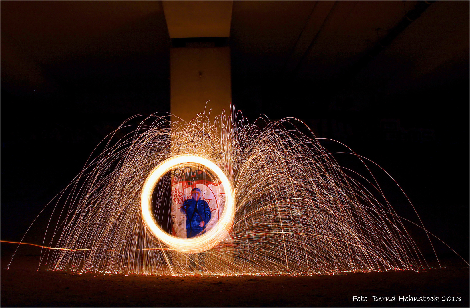 Feuerball, mein erster Versuch als Akteur ..... Foto & Bild | architektur, straßen & brücken ...