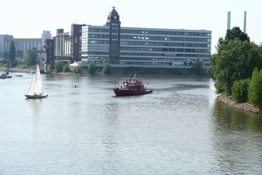 Feuerlöschboot 2 Düsseldorf