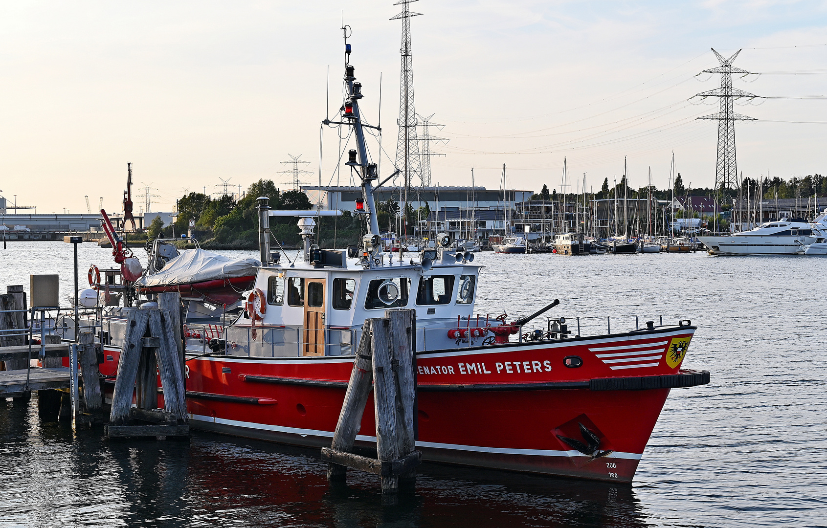 Feuerlöschboot SENATOR EMIL PETERS Lübeck