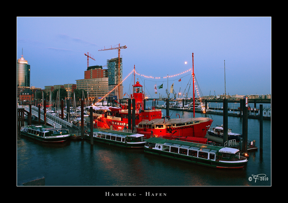 Feuerschiff im Hafen