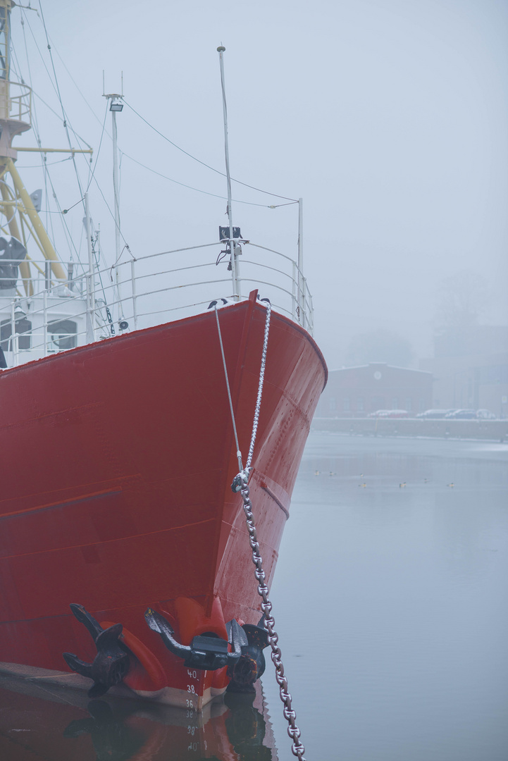 Feuerschiff im Nebel