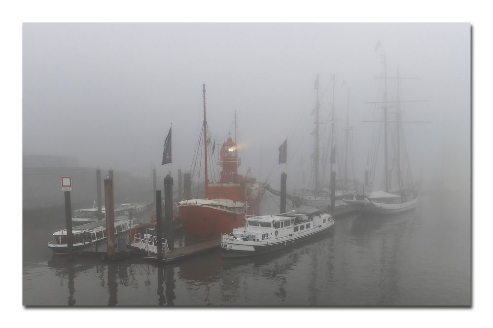 Feuerschiff LV 13 im Nebel (Hamburg 2019)