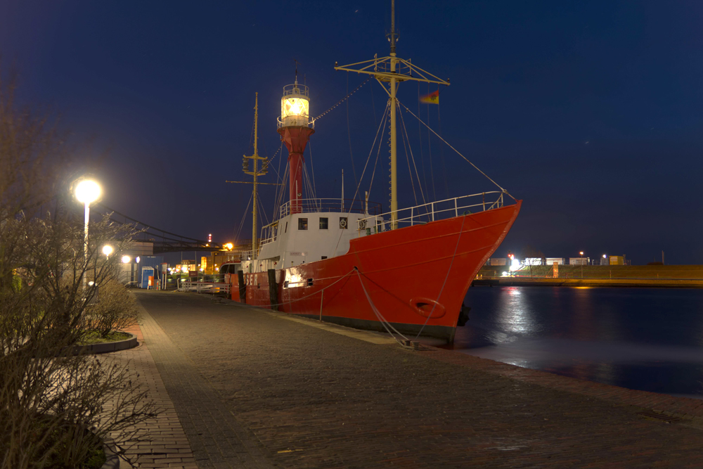 Feuerschiff Weser bei Nacht