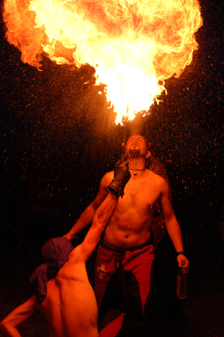 Feuershow in Visby, Schweden