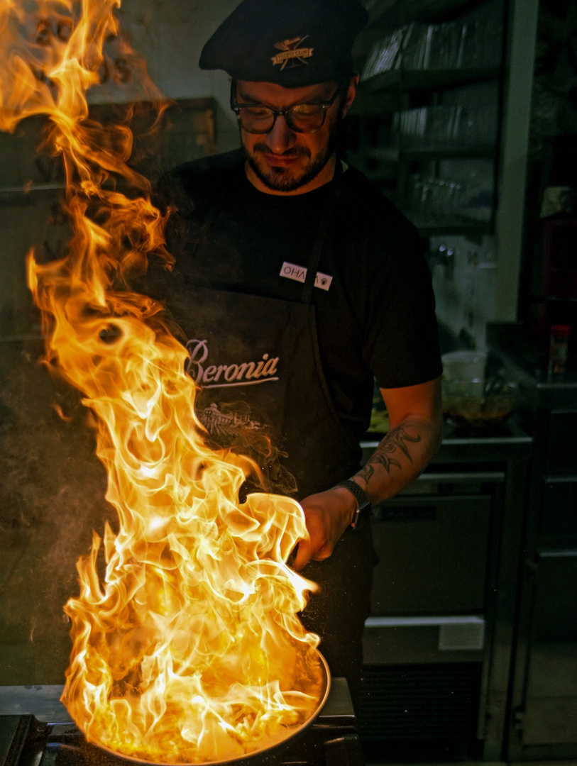 FEUERTEUFEL AM HERD