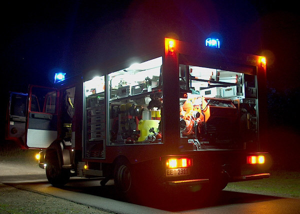 Feuerwehr bei Nacht das 2.