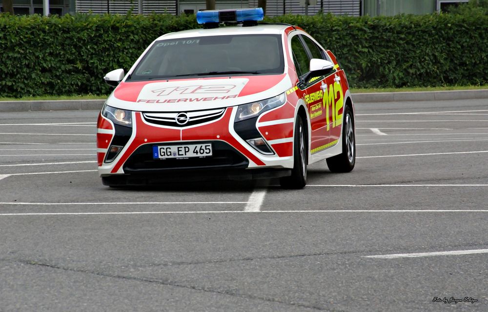 Feuerwehr Einsatzfahrzeug Opel Ampera ELW Rüsselshei