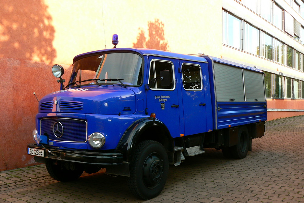 Feuerwehr in Blau