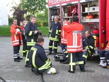 Feuerwehr nach einer harten Übung