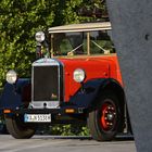 Feuerwehr-Oldtimer am Mercedes-Benz Museum