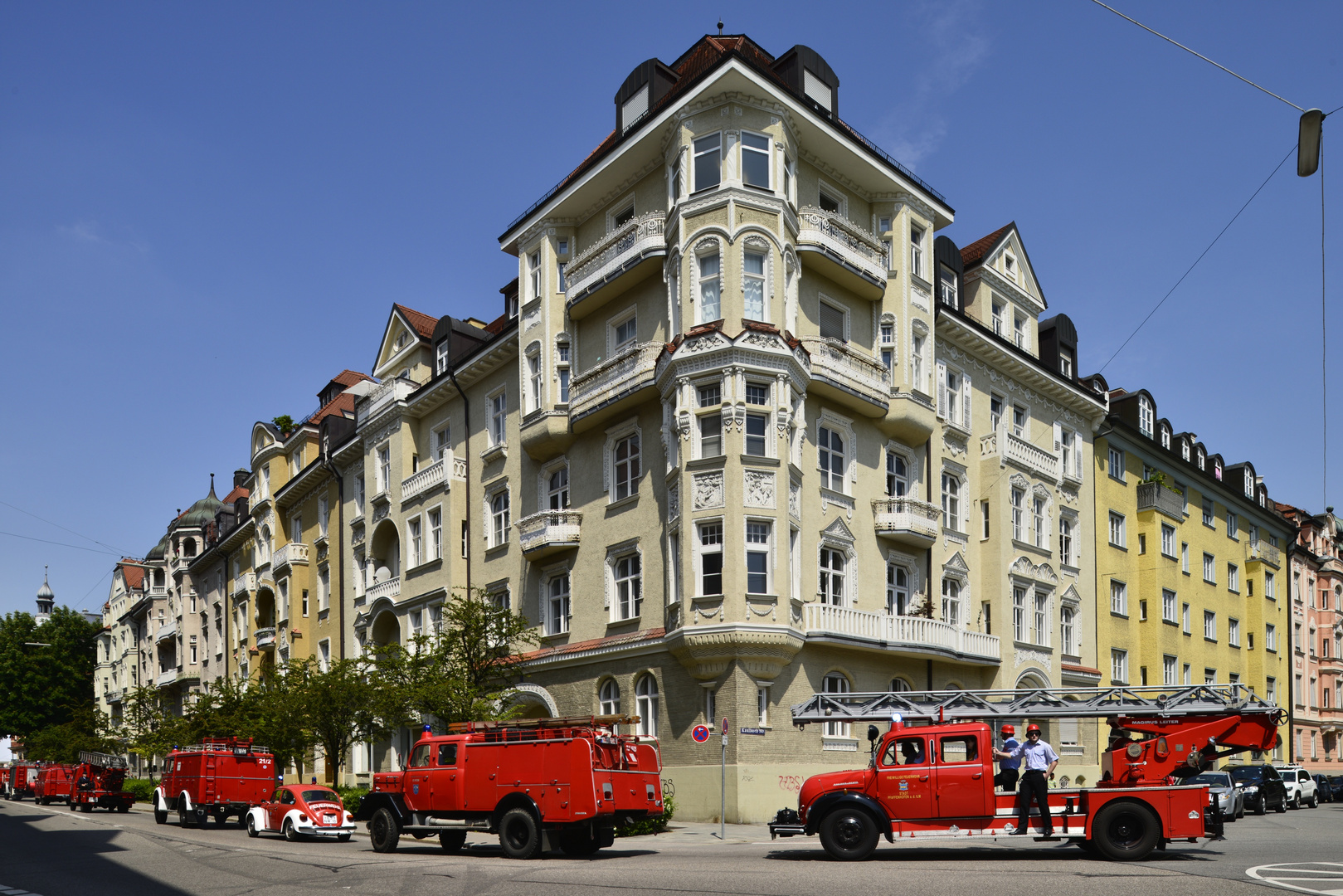 Feuerwehr und Profanbau