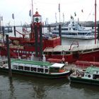 Feuerwehrschiff in Hamburg