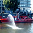 Feuerwehrschiff in Hamburg Hafencity