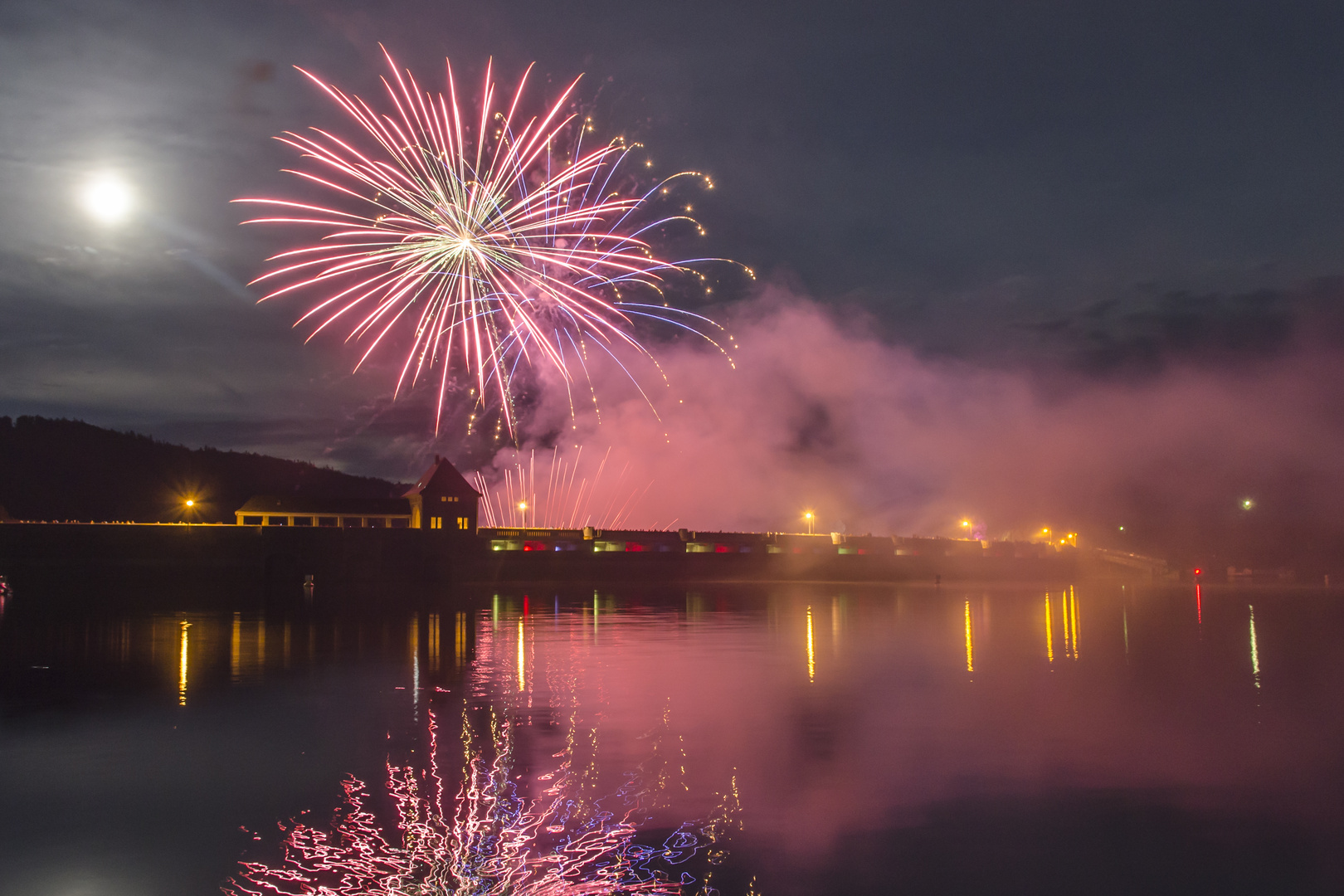 Feuerwerk 100 Jahre Edersee