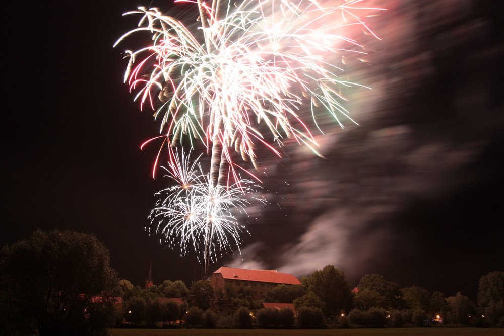 Feuerwerk 1000jahre Wolmirstedt