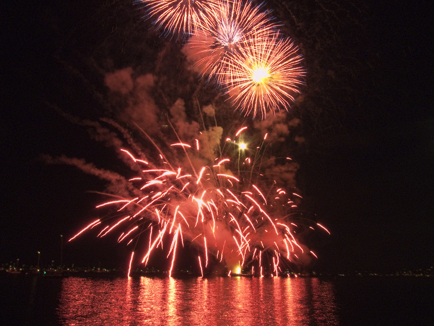 Feuerwerk am Bodensee (August 2011)