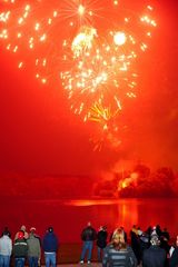Feuerwerk am grünen See