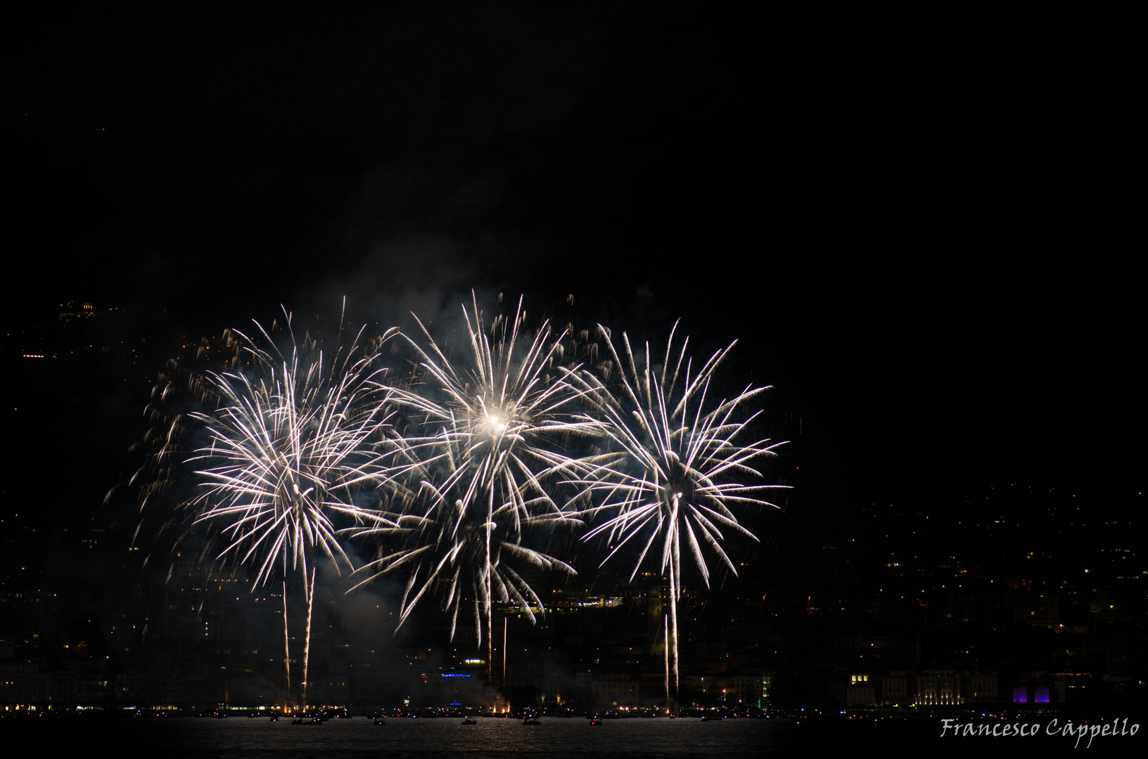 Feuerwerk am Luganersee zum Nationalfeiertag (3)