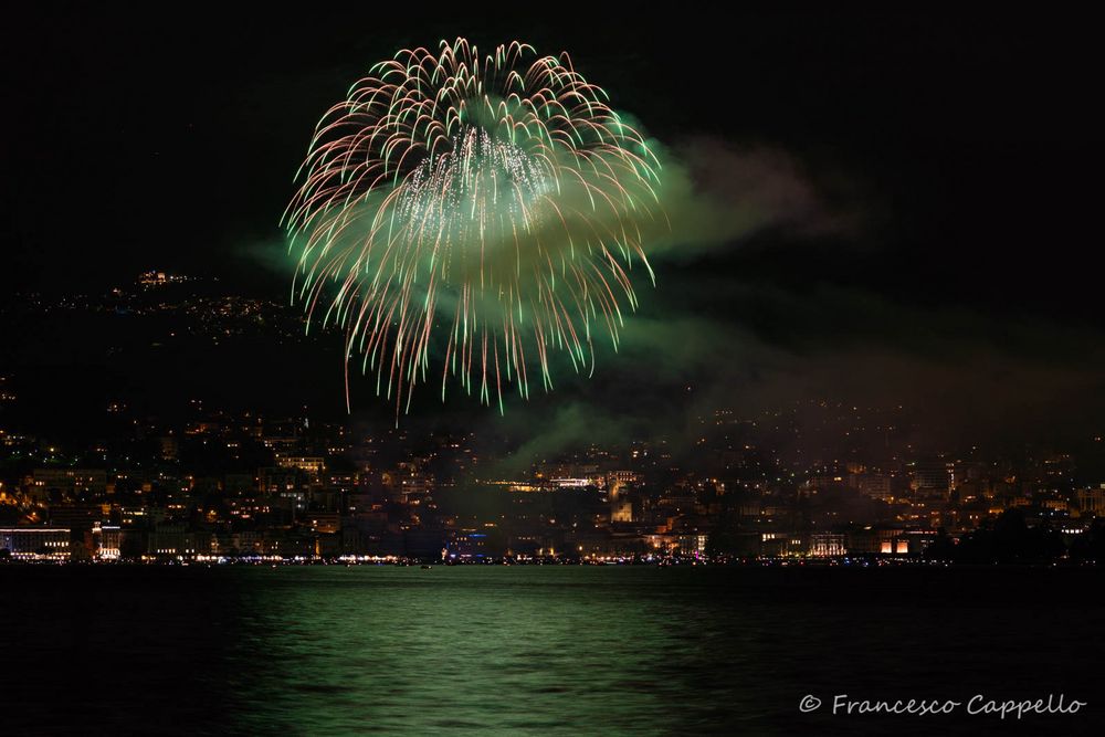 Feuerwerk am Luganersee zum Nationalfeiertag (6) Foto ...