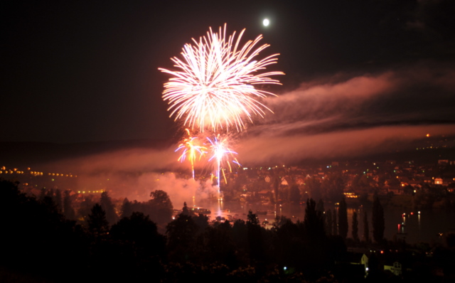 Feuerwerk am Nationalfeiertag der Schweiz