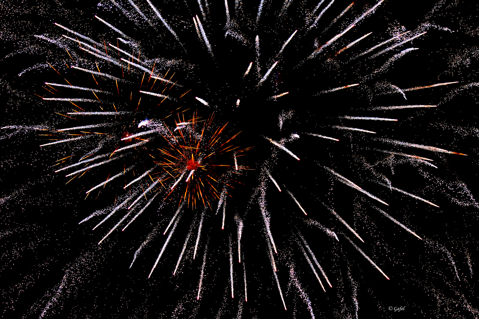 Feuerwerk am Neujahrsabend