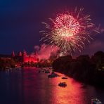 Feuerwerk am Schloss Johannisburg