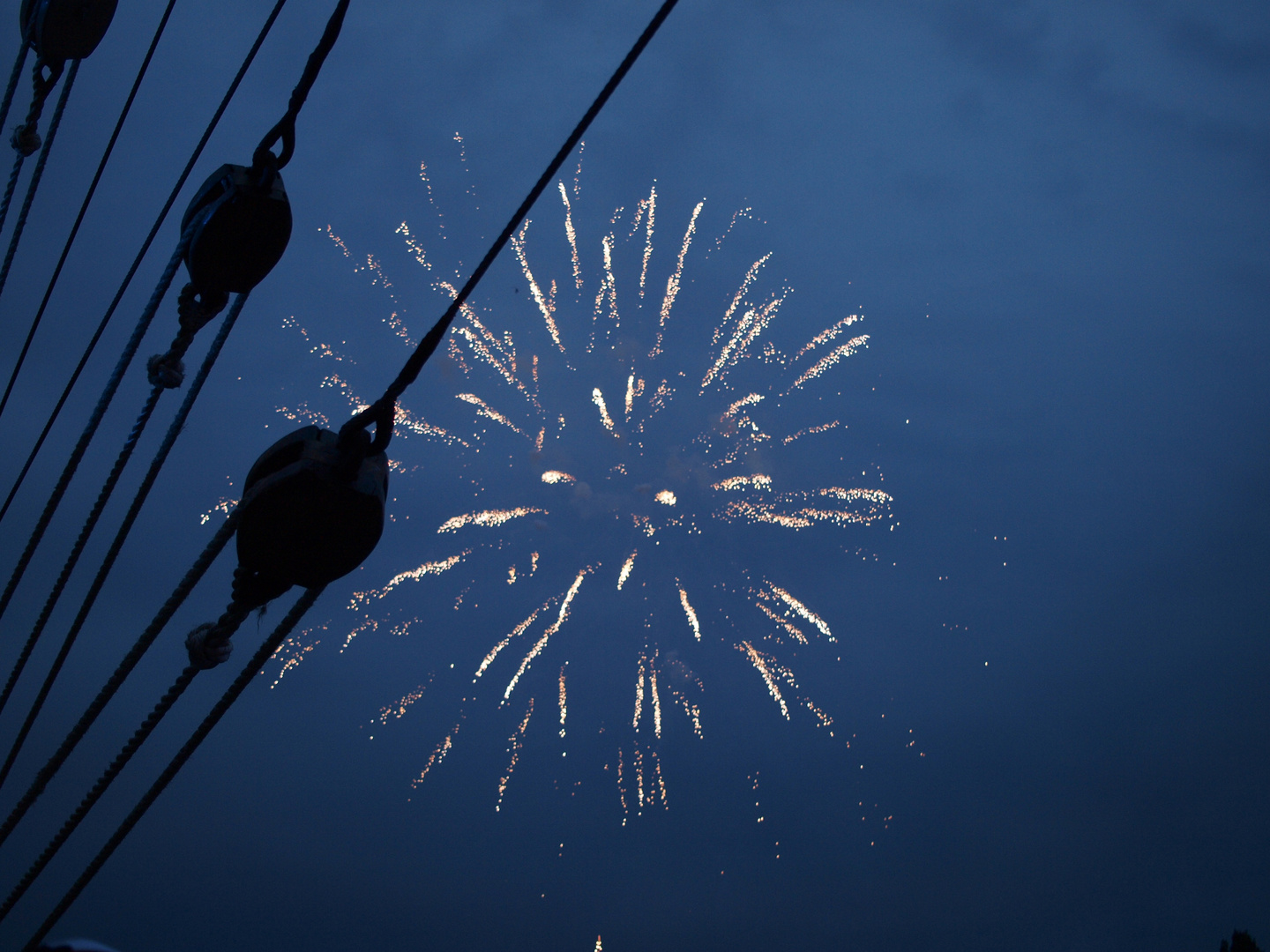 Feuerwerk an Bord