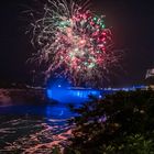 Feuerwerk an den Niagara Fällen