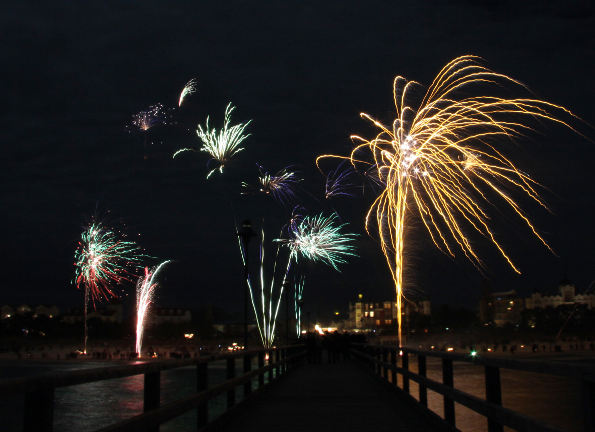 Feuerwerk an der Seebrücke Zinnowitz