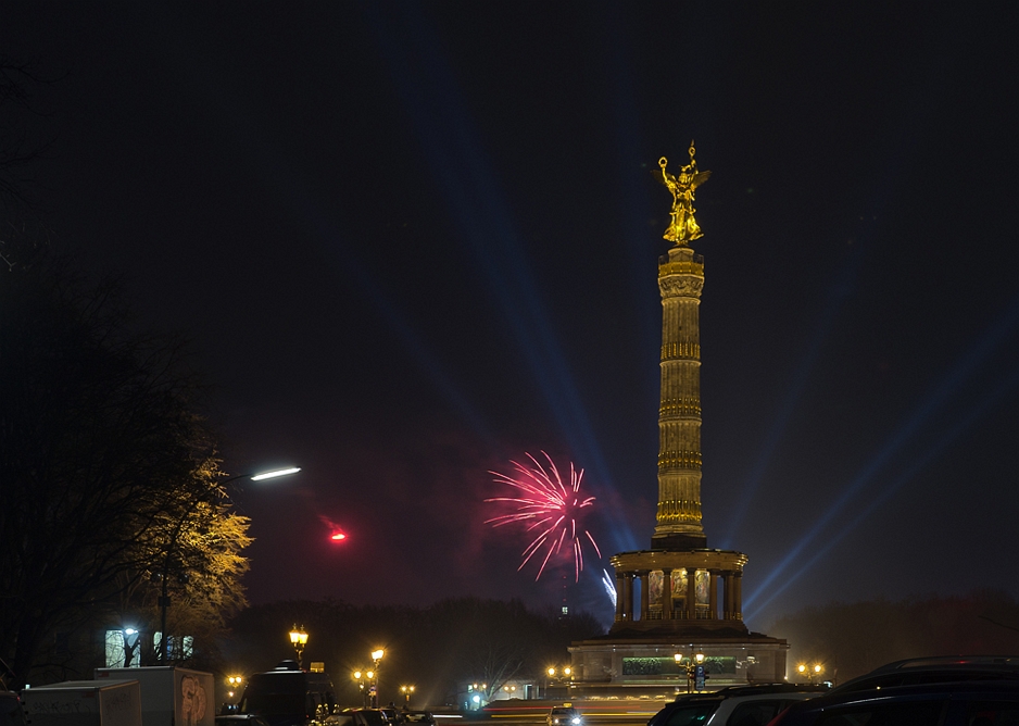 Feuerwerk an der Siegessäule