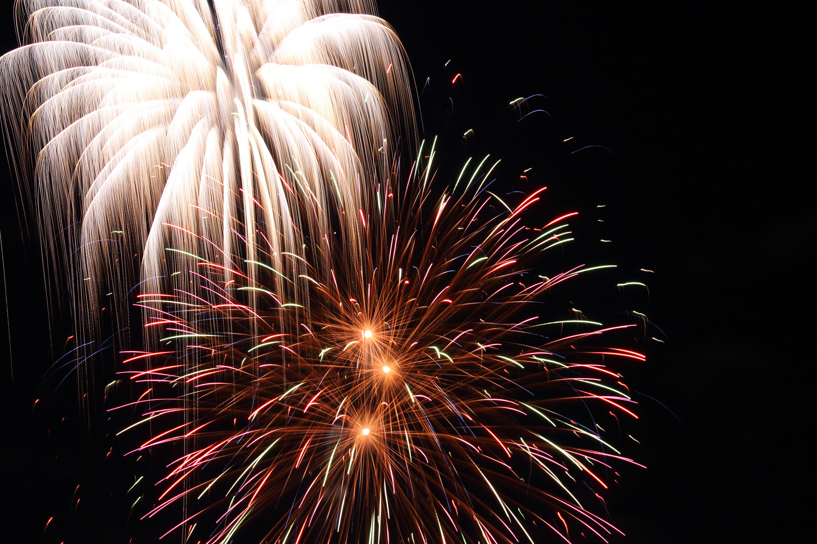 Feuerwerk auf dem Oktoberfest Hannover 2012 II