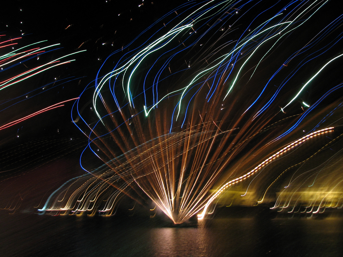 Feuerwerk auf dem See