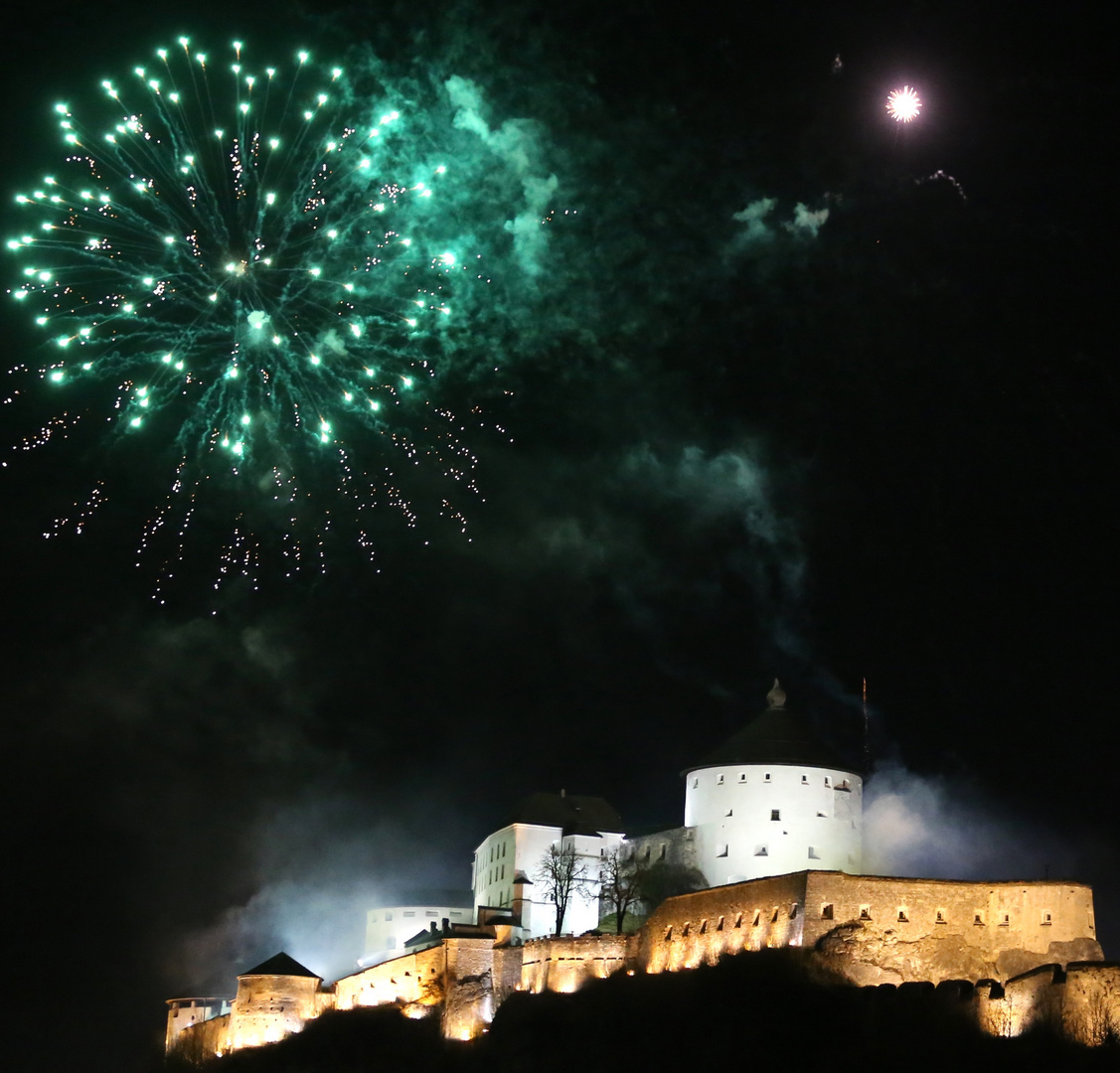 Feuerwerk auf der Festung in Kufstein