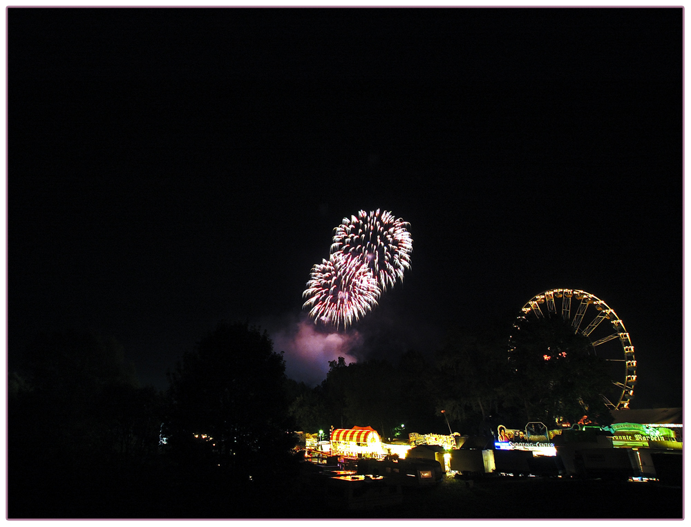 Feuerwerk auf der Hüsterner Kirmes. 2