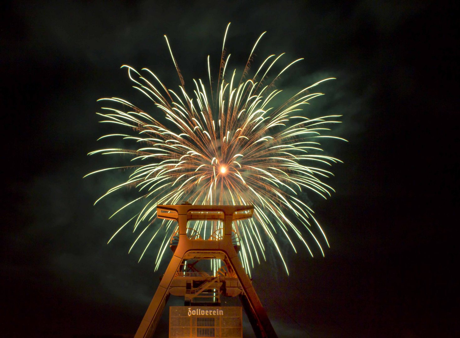 Feuerwerk auf Zeche Zollverein