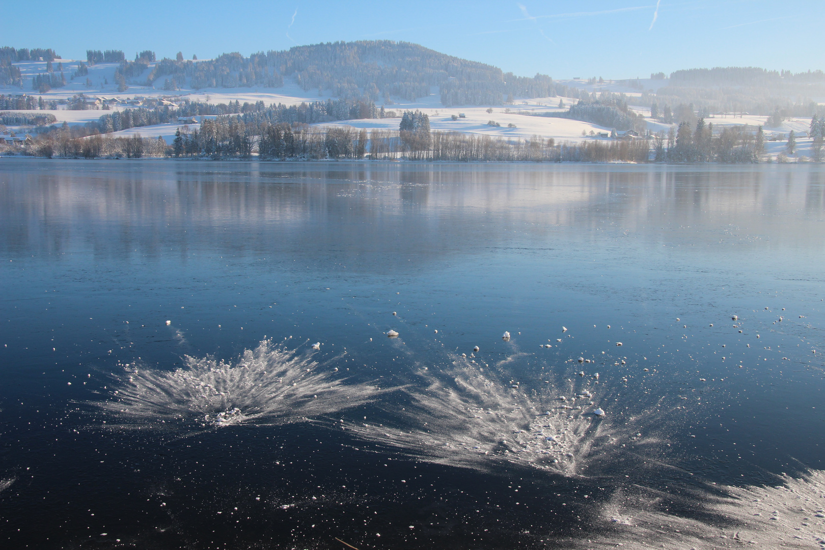 Feuerwerk aus Schnee