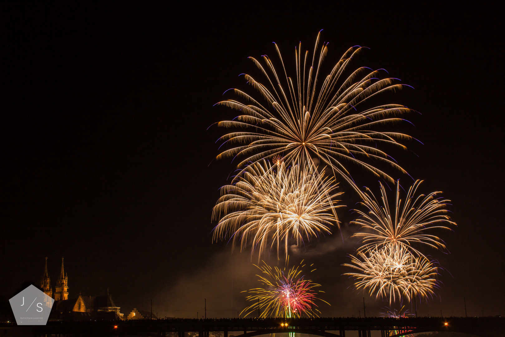 Feuerwerk Basel - N A T I ON A L F E I E R T A G 